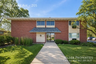Building Photo - 709 W Park Ave