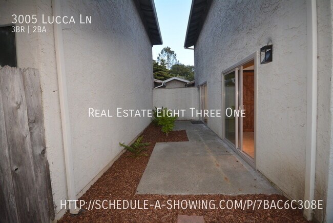 Building Photo - 3 bedroom 2 bath with 2 car garage and pri...