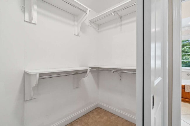 Building Photo - Furnished 4 Bed/3 Full Bath Home in Cary!