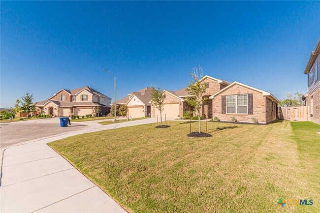 Building Photo - 2745 Ridge Forest Dr