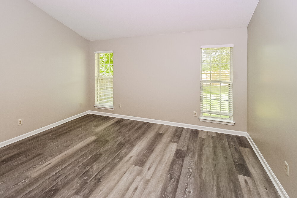 Building Photo - 1700 Brentwood Trce