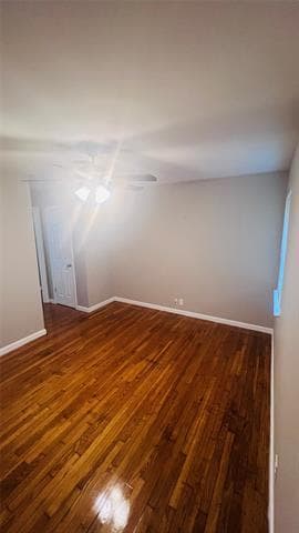 Building Photo - 909 Laguna Dr
