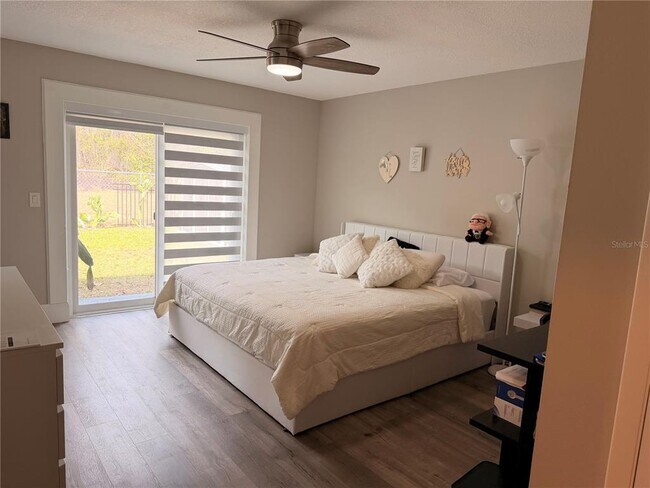 Building Photo - 106 W Cedarwood Cir