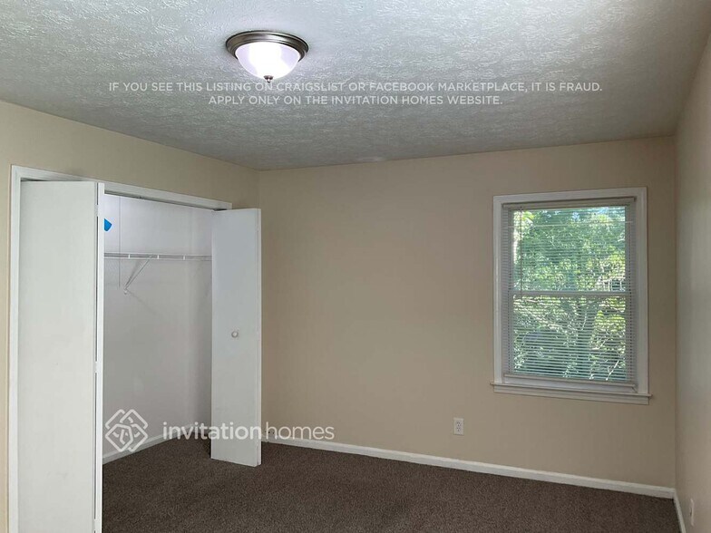 Building Photo - 3370 Doyle Ln SW