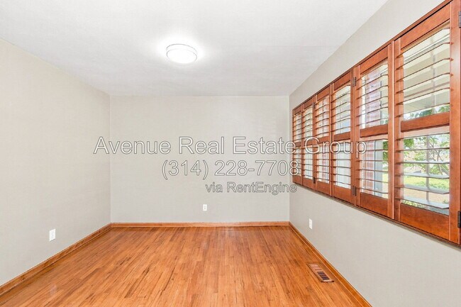 Building Photo - 959 Orchard Lakes Dr