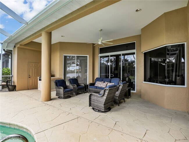 Building Photo - 8845 Lely Island Cir