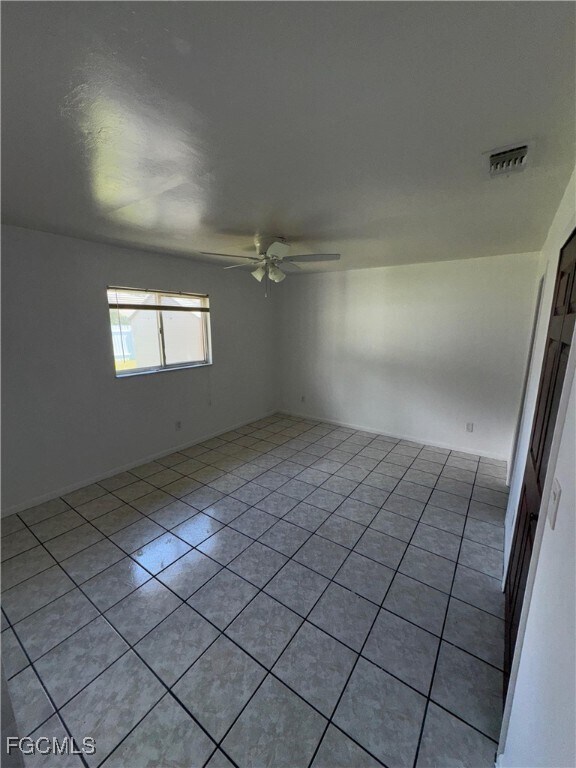 Building Photo - 515 SE 23rd Pl