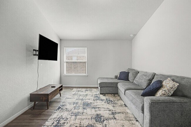 Building Photo - 5404 Bellissima Way