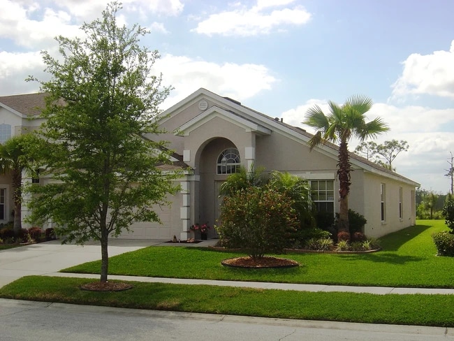 Building Photo - 5235 Marbella Isle Dr