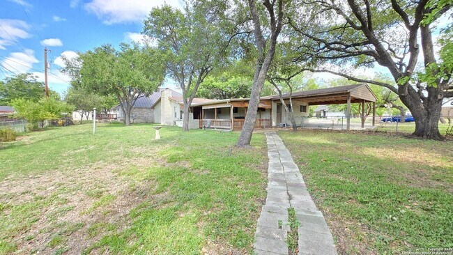 Building Photo - 7609 Linkside St