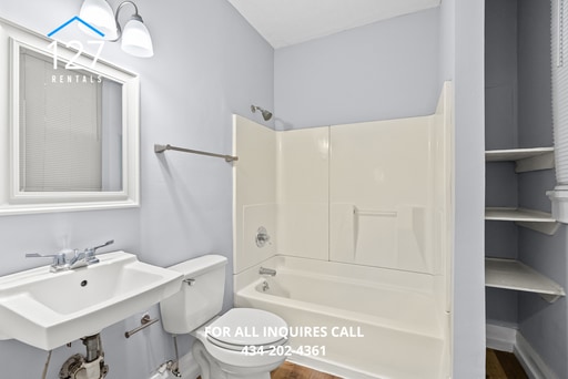 Building Photo - Updated 2BR Duplex with Central Air & Washer/Dryer – Water, Sewer & Trash Included!