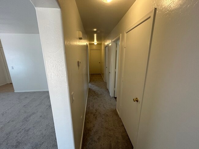 Building Photo - 12232 W Windrose Dr
