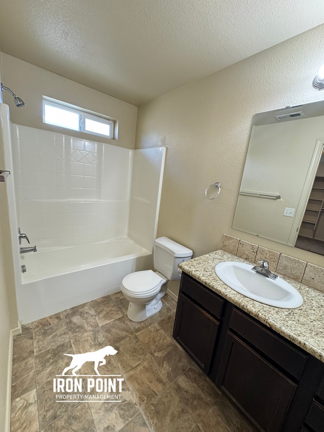 Building Photo - 11112 W Brassy Cove Loop