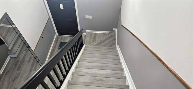 Building Photo - 2262 Discovery Cir W