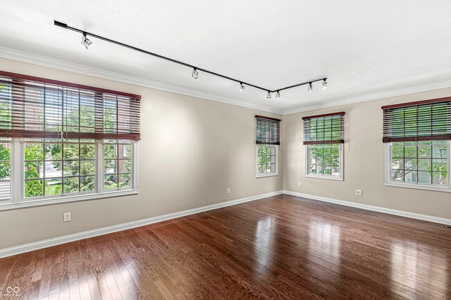 Building Photo - 12764 Edgemont Way