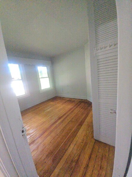 Building Photo - 309 Cooke St