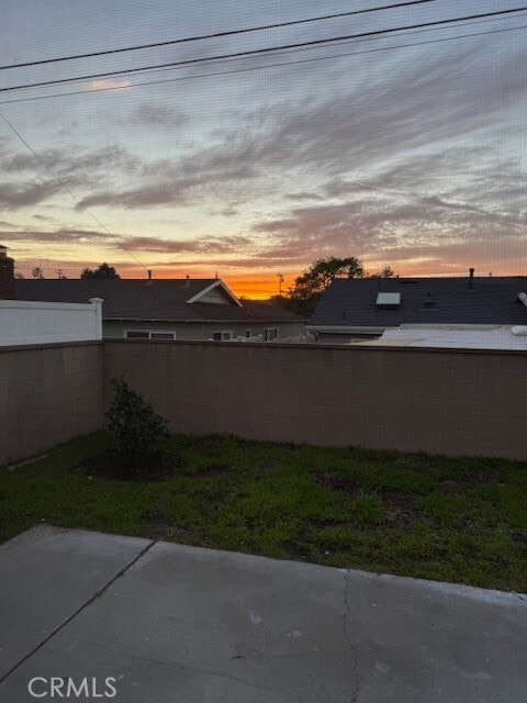 Building Photo - 20533 Eastwood Ave