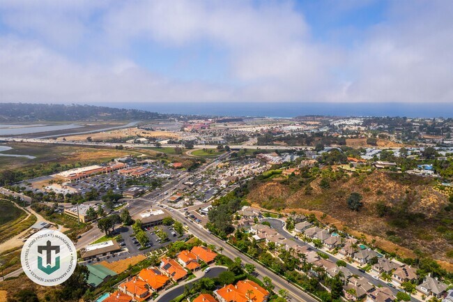 Building Photo - 15804 Caminito Cantaras