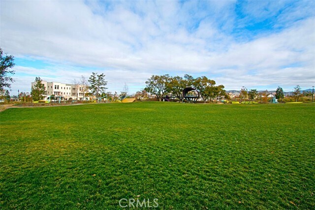Building Photo - 117 Menkar