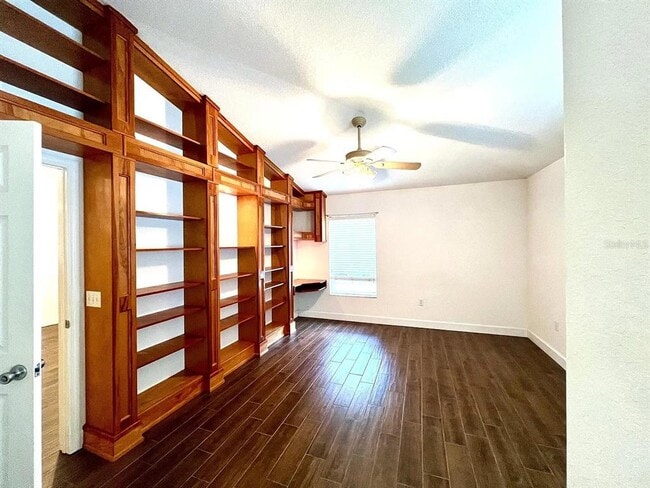 Building Photo - 1485 Donegan Rd