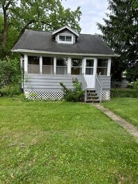 Building Photo - 2 Bedrooms  & 1 Bathroom - West side of Barberton