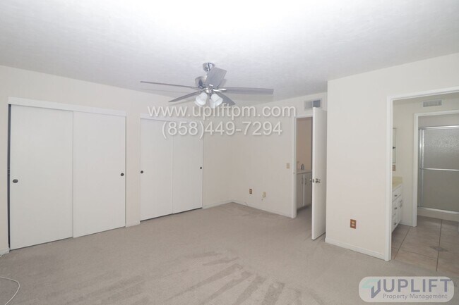 Building Photo - Spacious 3-Bedroom Pool Home in Oceanside ...