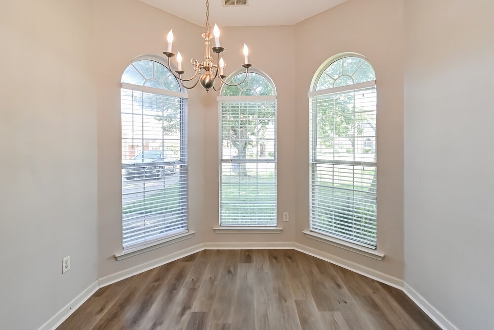 Building Photo - 12749 Fox Hunter's Dr