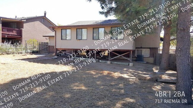 Building Photo - 717 Raemar Dr