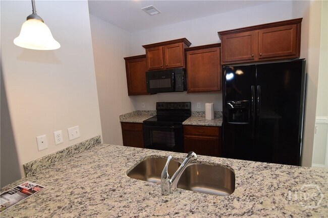 Building Photo - 11330 White Bluff Rd