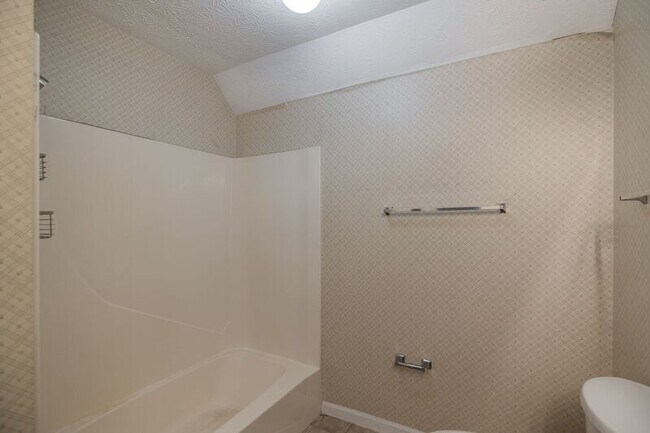 Building Photo - 110 Breckenridge Ln