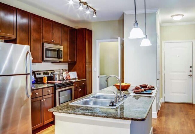 Building Photo - 3 bedroom in The Woodlands TX 77384