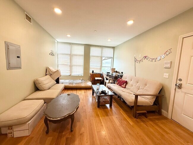 Building Photo - 299 Dudley St