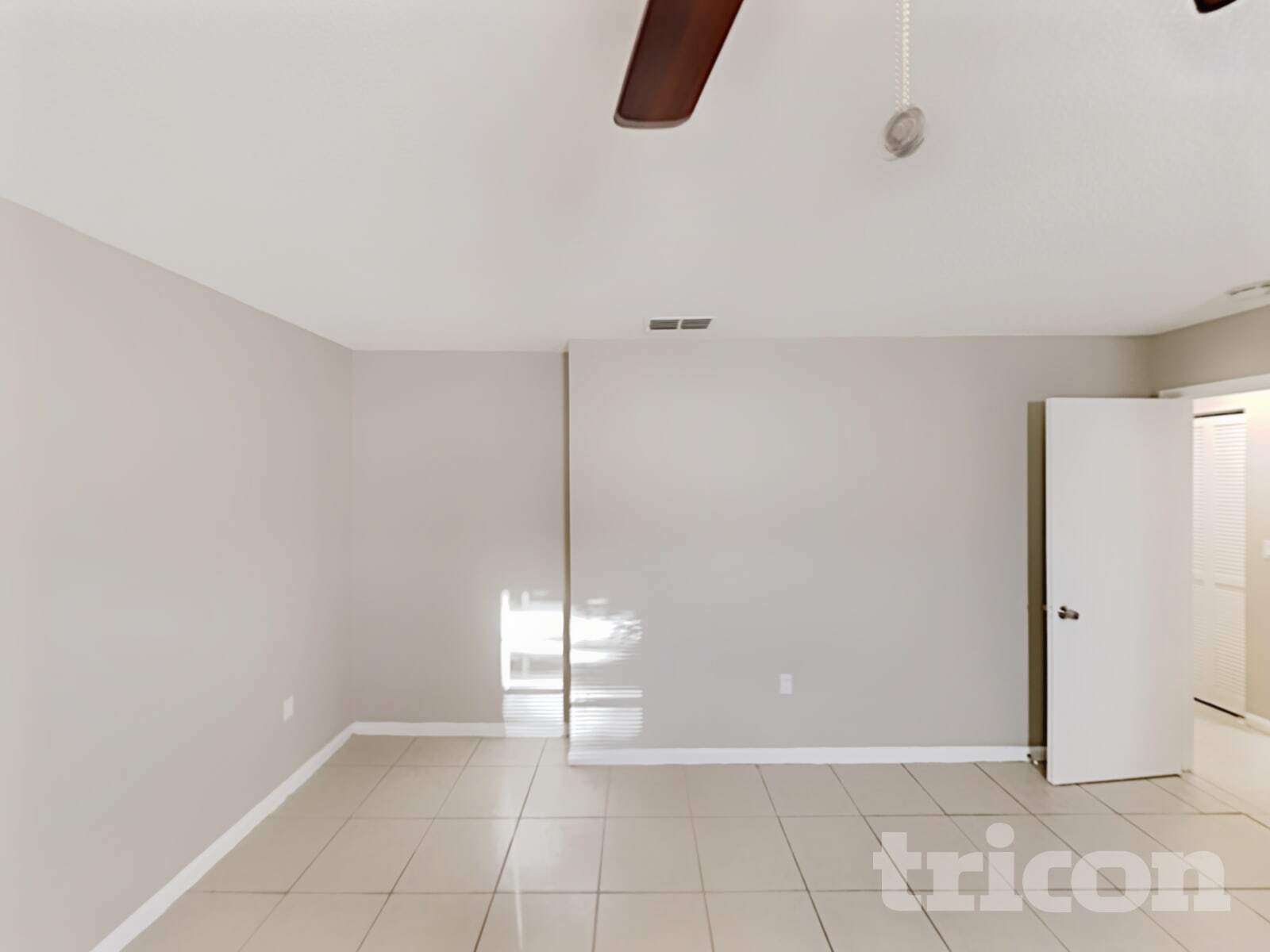 Building Photo - 4128 Sunny Land Dr