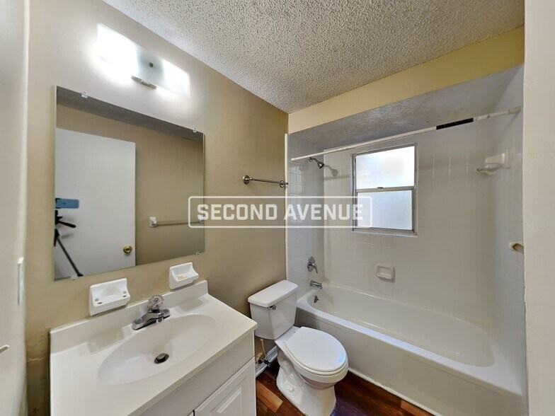 Building Photo - 5939 Pueblo Ct