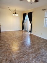 Building Photo - 1710 N Santa Rita Ave