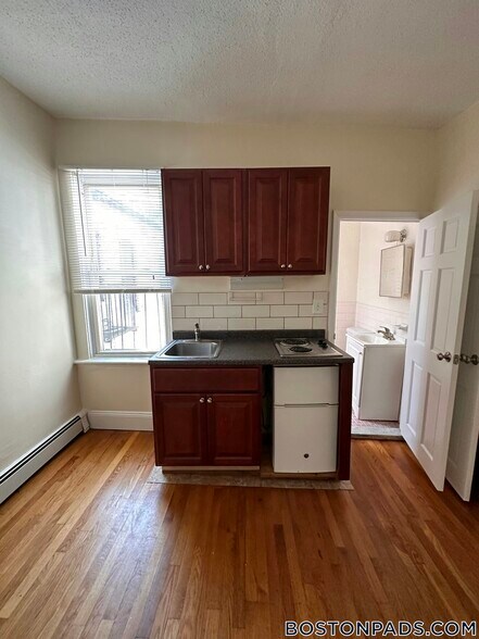 Building Photo - 51 S Huntington Ave