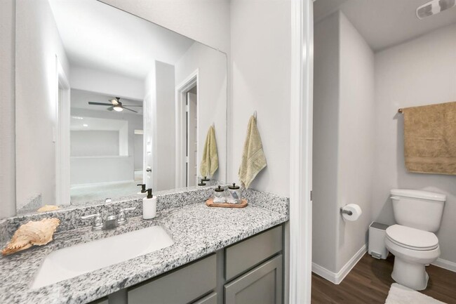 Building Photo - 2473 Carp Dr