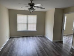 Building Photo - 1306 Stonehaven Cir