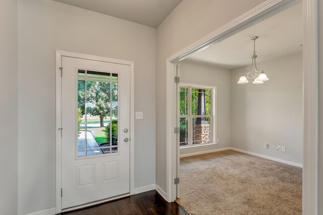 Building Photo - 861 River Landing Blvd SW