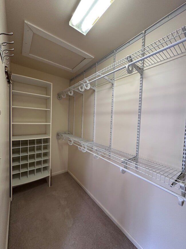 Building Photo - 11 Sand Hollow Dr