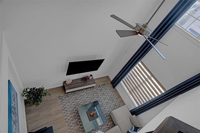 Building Photo - 2720 Parkview Pl