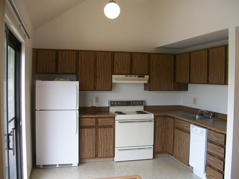 Building Photo - 4501 Boardwalk Dr