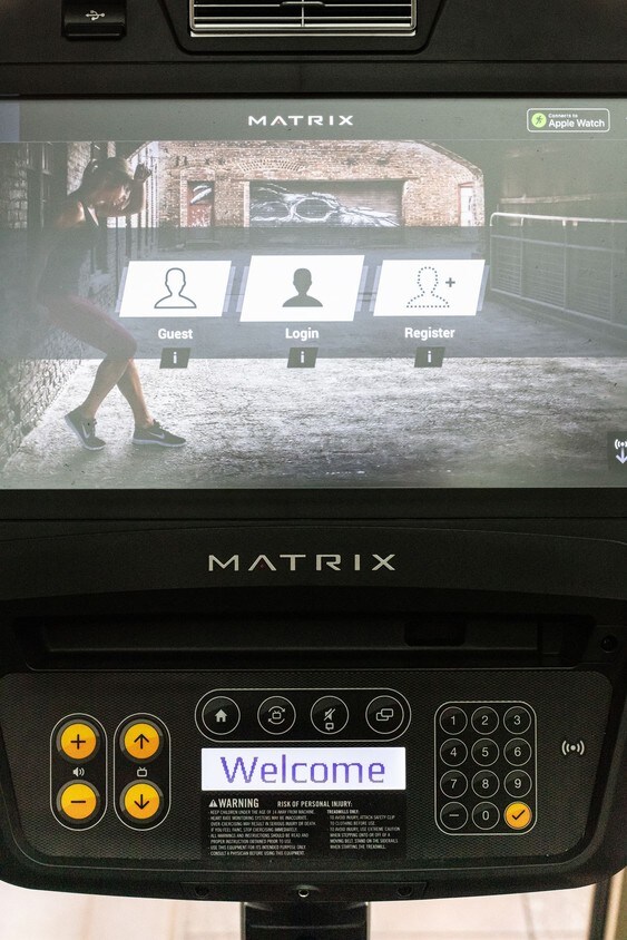 Triana Apartments Woodland Hills Ca Apartment Finder