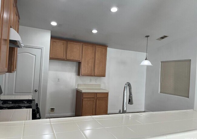 Building Photo - 2509 Drifts Dr