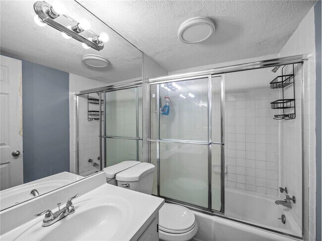 Building Photo - 4407 Wilshire Blvd