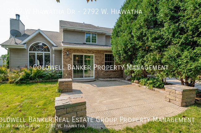 Building Photo - 2792 W Hiawatha Dr