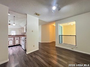 Building Photo - 6530 Forest Village