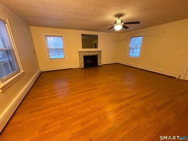 Building Photo - 1163 Bullet Hill Rd