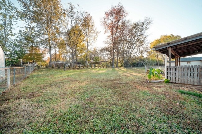 Building Photo - 106 Bluewater Dr