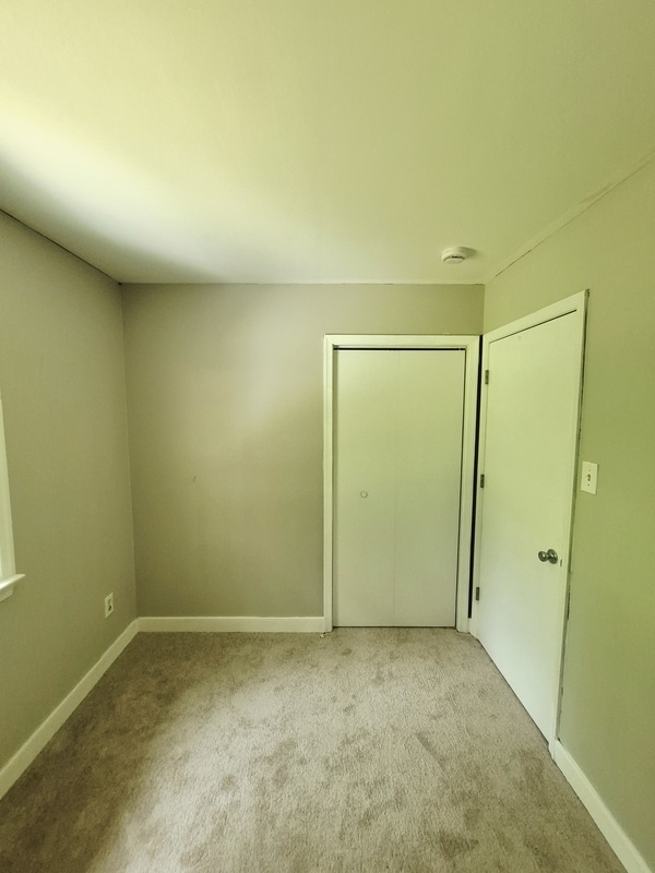 Building Photo - 3041 Clintwood Rd